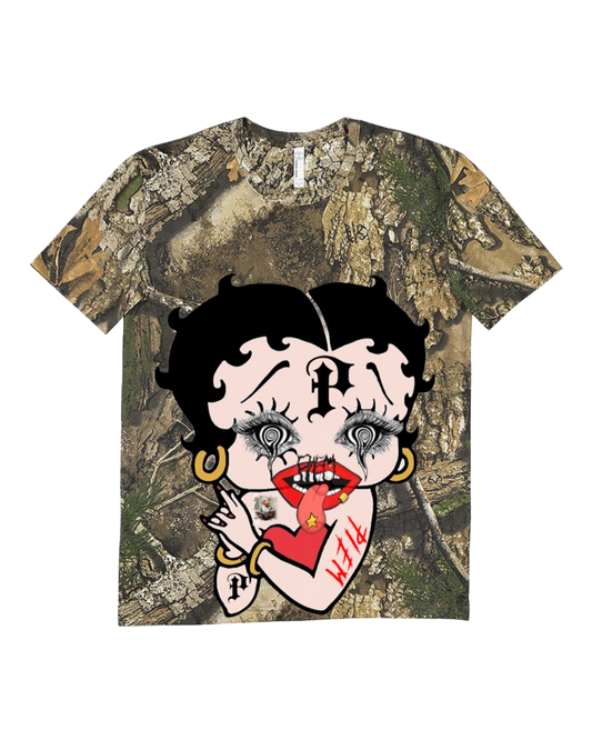 PIEM Female camp camo "Betty P" short sleeve graphic t's